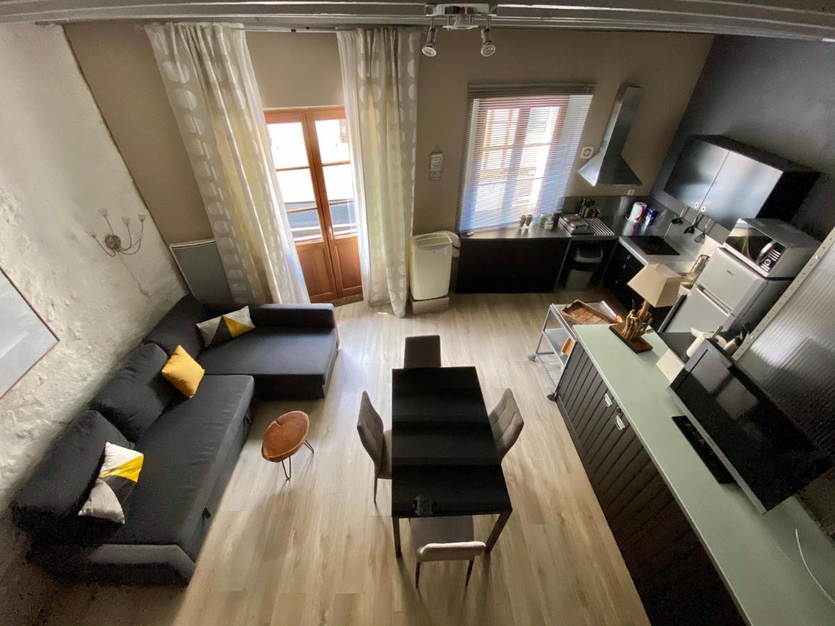 La Maison D'alix, A L'interieur De La Cite Medievale! *